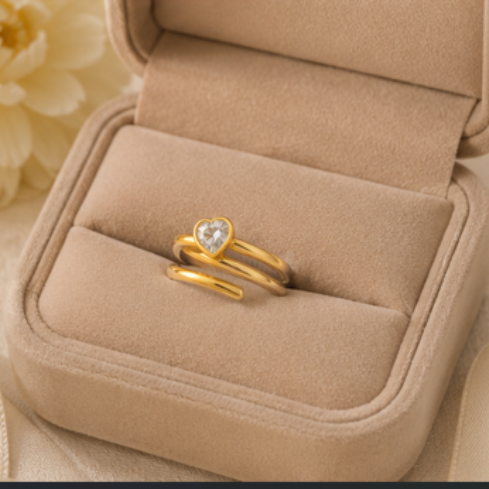 The Elodie Heart Ring