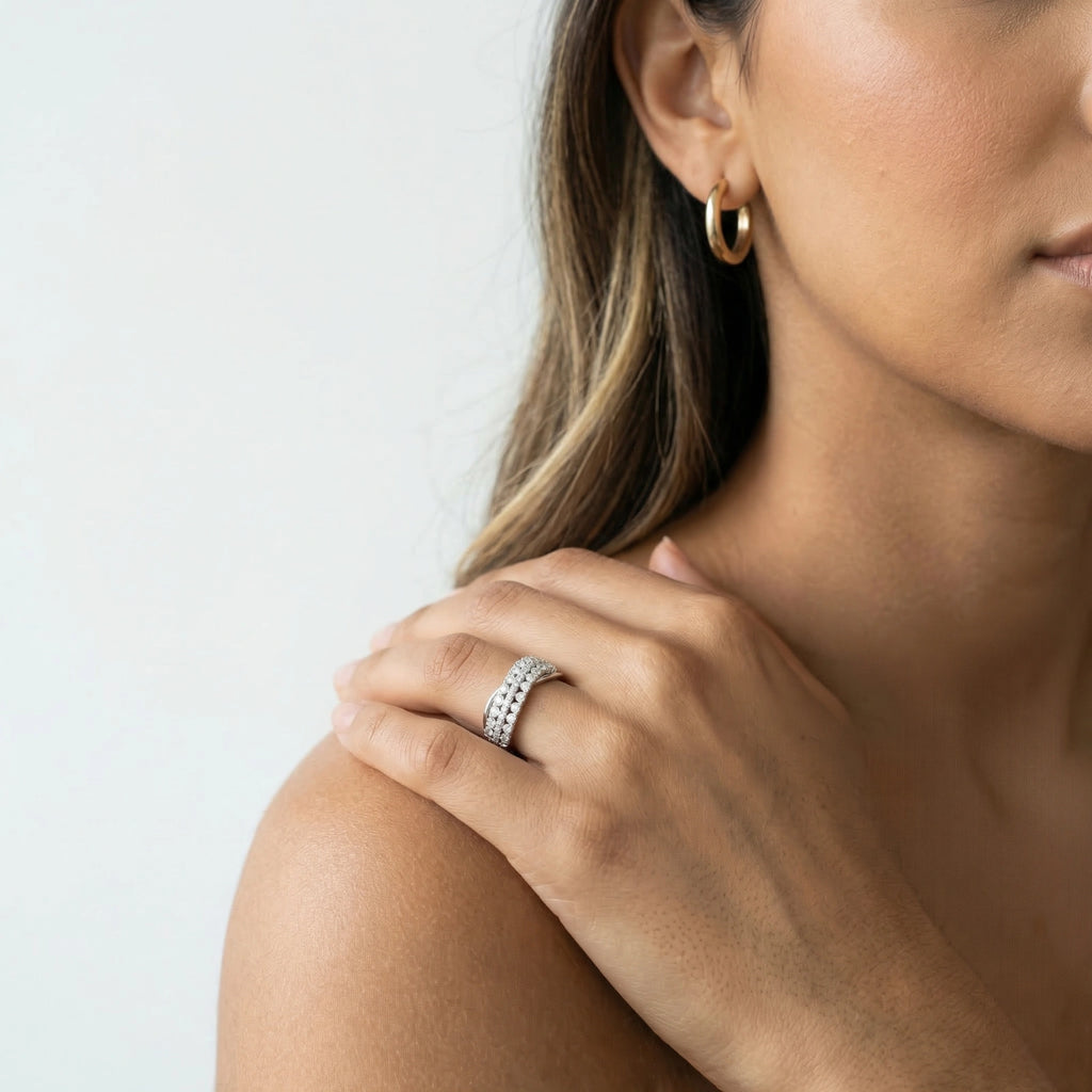 Heirloom Infinity Crossover Moissanite Ring